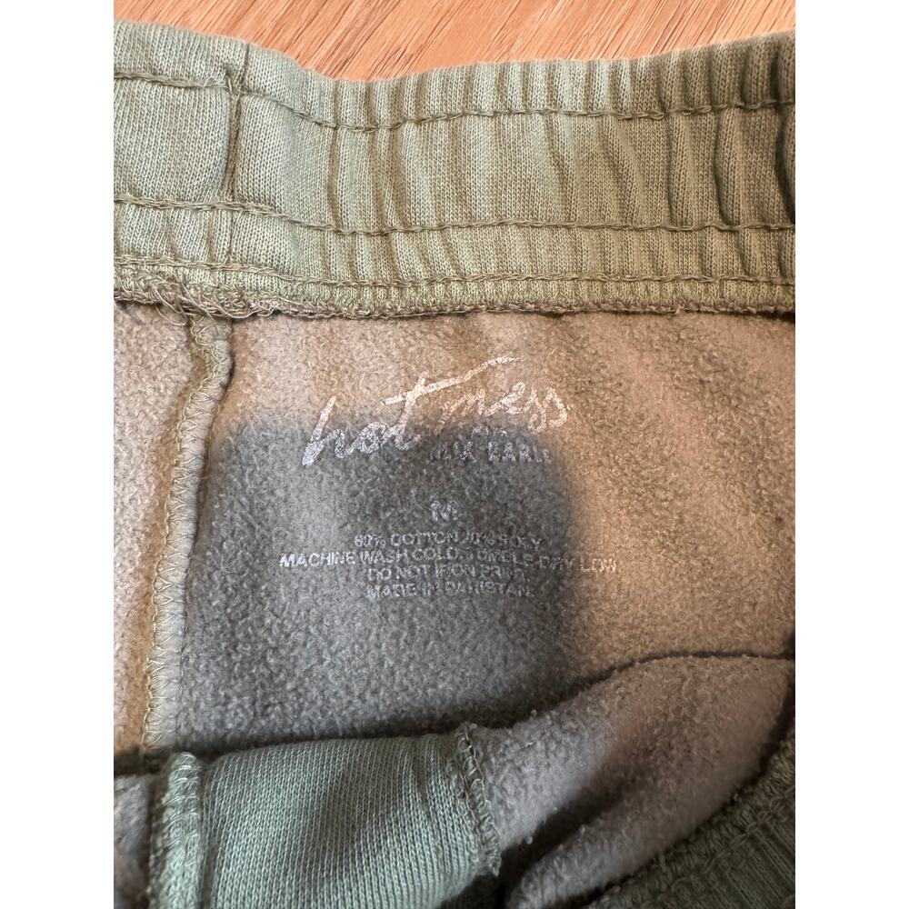 Alix Earle Hot Mess Sweatpants - Picture 4 of 7